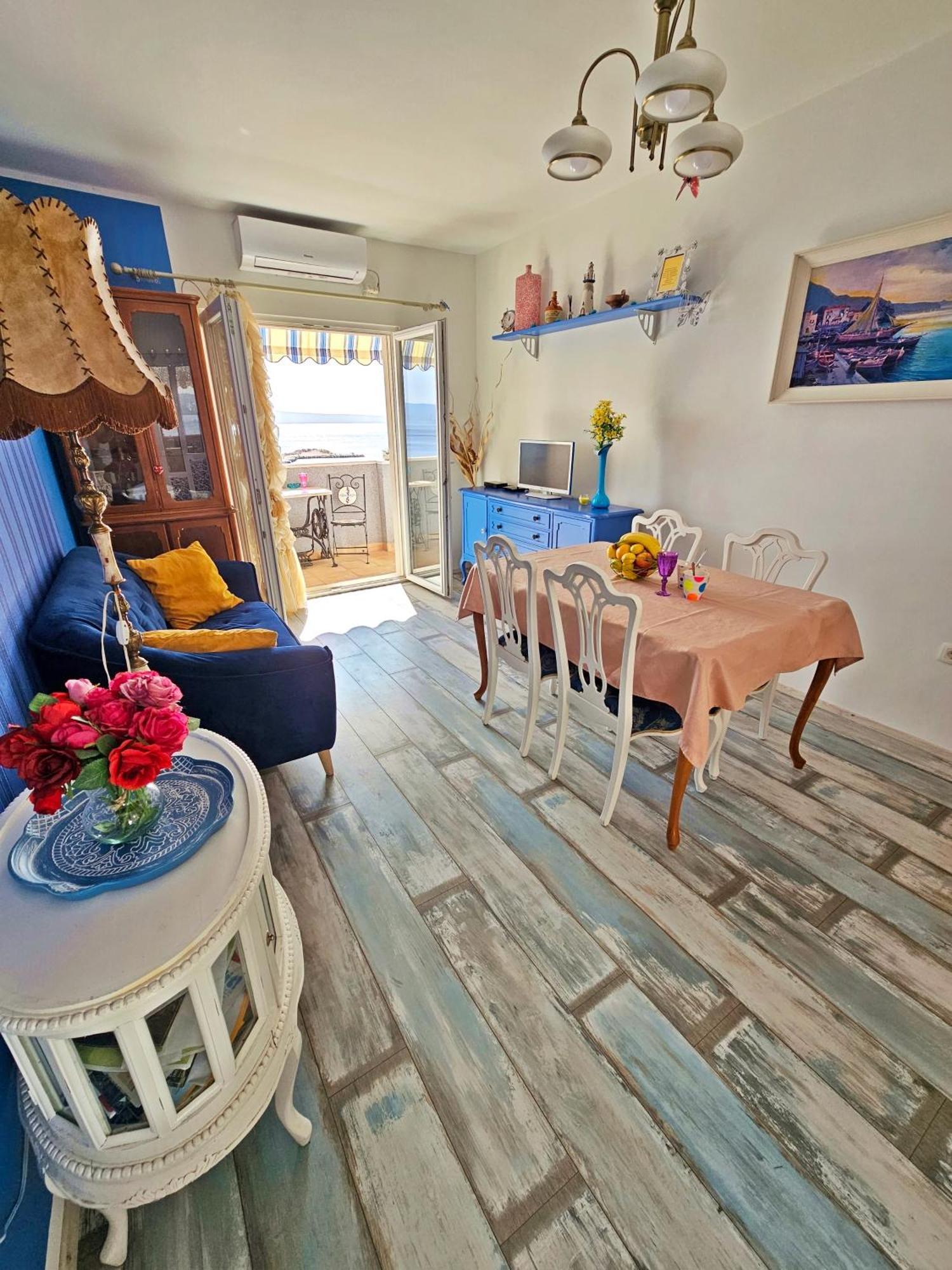 Apartman Tempera By The Split